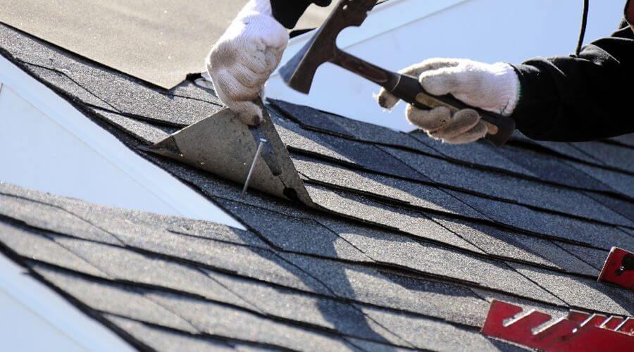 Expert flood damage restoration services in Middle Amana, IA